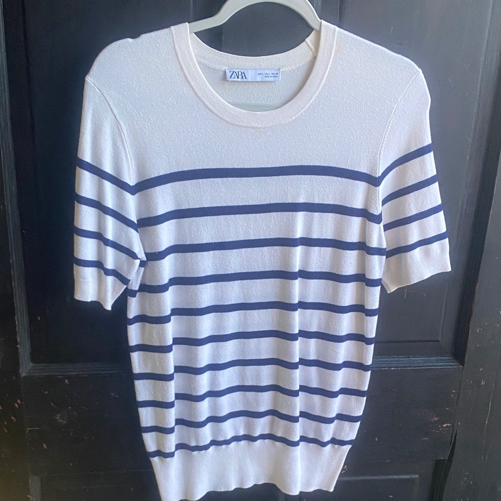 Zara Cream and Navy Striped Knit Top